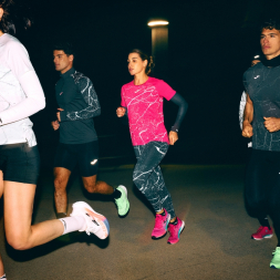 CAMISETA MANGA CORTA R-NIGHT FUCSIA