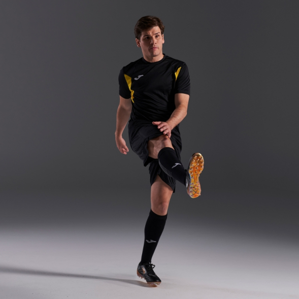 CAMISETA MANGA CORTA WINNER III NEGRO AMARILLO