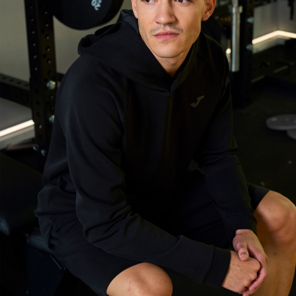 SUDADERA CON CAPUCHA BREATH NEGRO